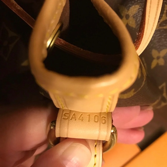 SOLD!!!SOLD!!!!Louis Vuitton Petit Noe - Picture 3 of 7